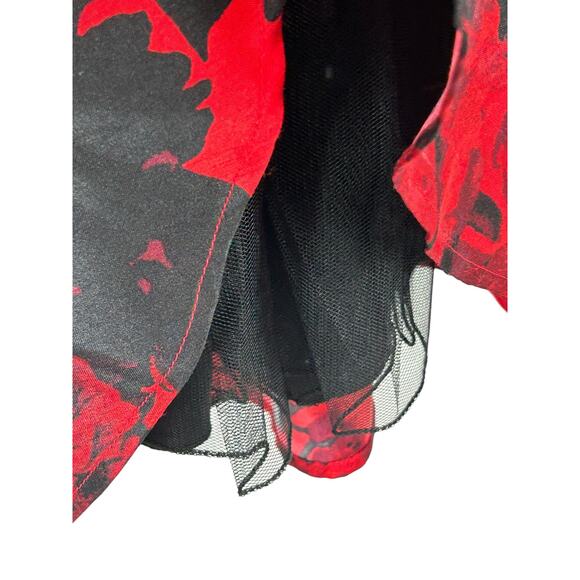 City Triangles Prom Cocktail two Piece Party Black Red Lace Juniors Size 5 - Picture 2 of 12